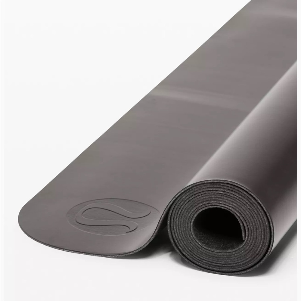 Lululemon (Un) Mat